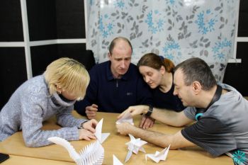 Инициатива от Совета проживающих. Мастер-класс по оригами "Журавлик"